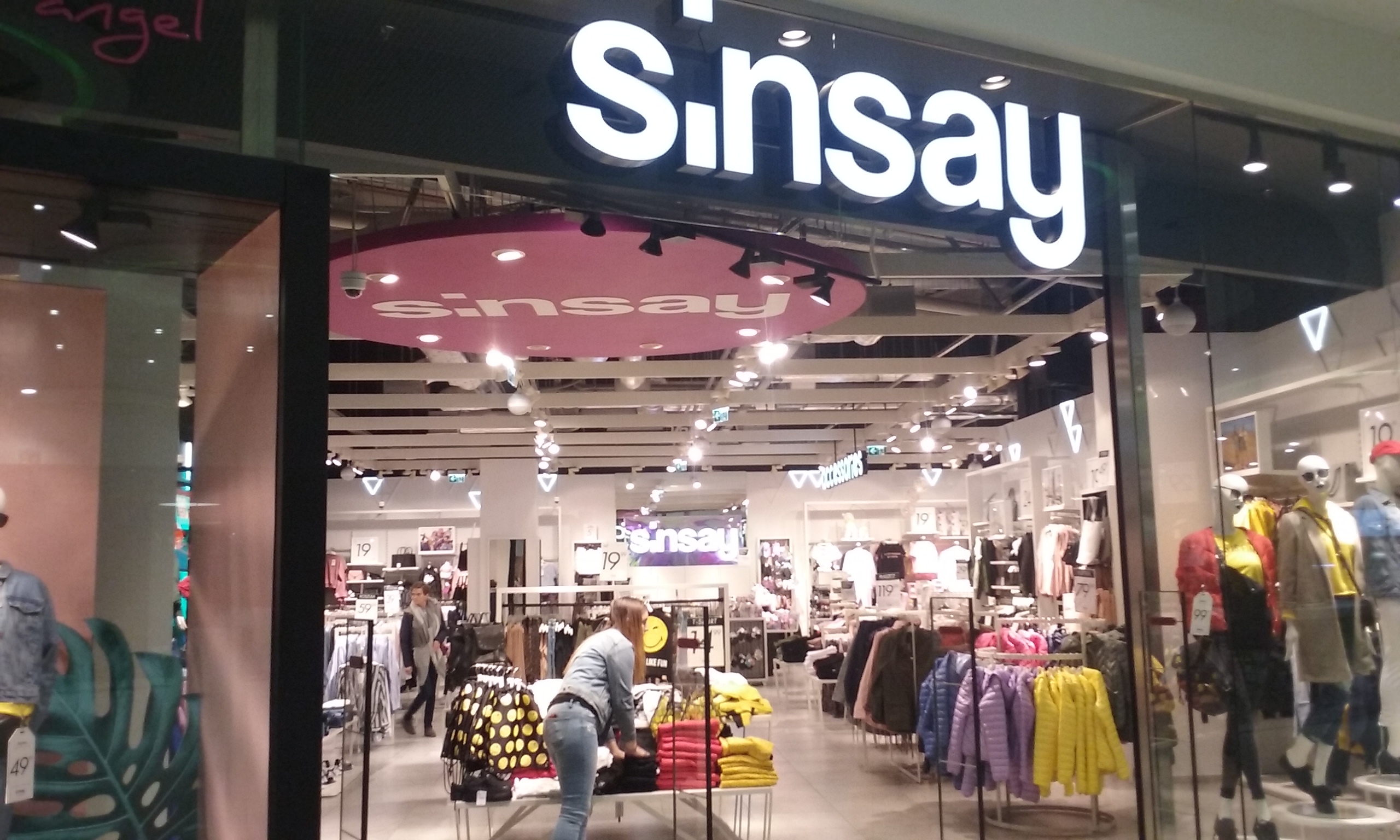 Sinsay – Twoja Modowa Oaza